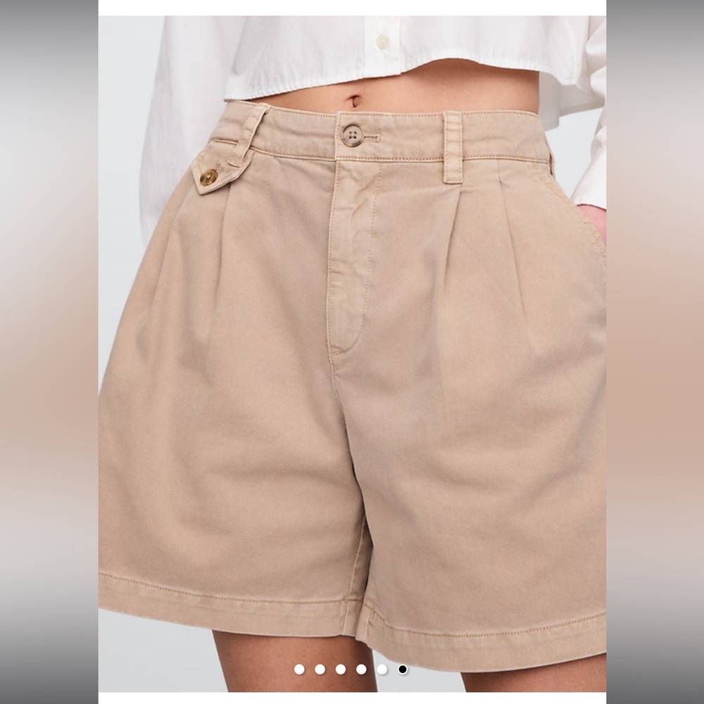 GAP 6" Mid Rise Twill Pleated Trouser Shorts Khaki Tan